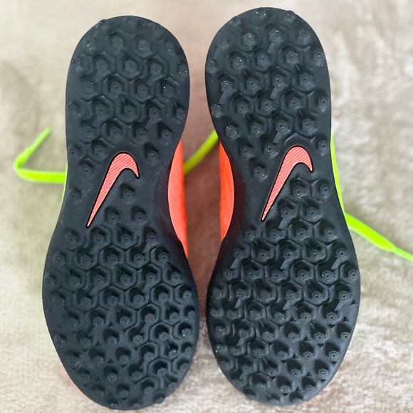 Nike Jr. HypervenomX Phade III TF (Electric Green/Black) turf shoes - Picture 7 of 9